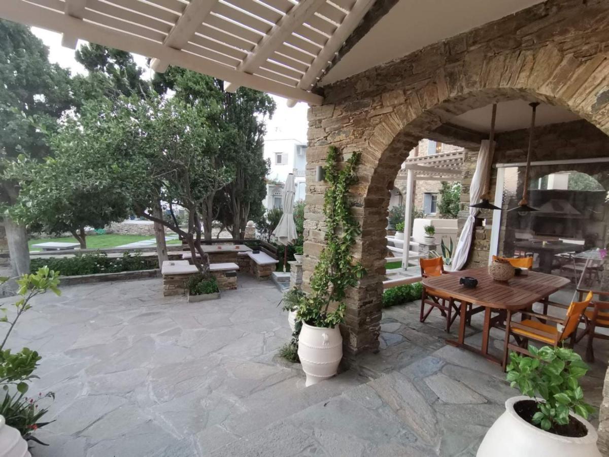 Romanos Summer House Villa Agios Romanos Esterno foto